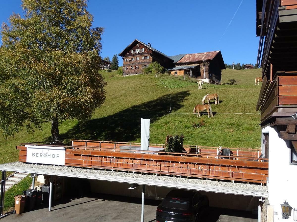 Aparthotel Der Berghof à Hirschegg  Extérieur photo