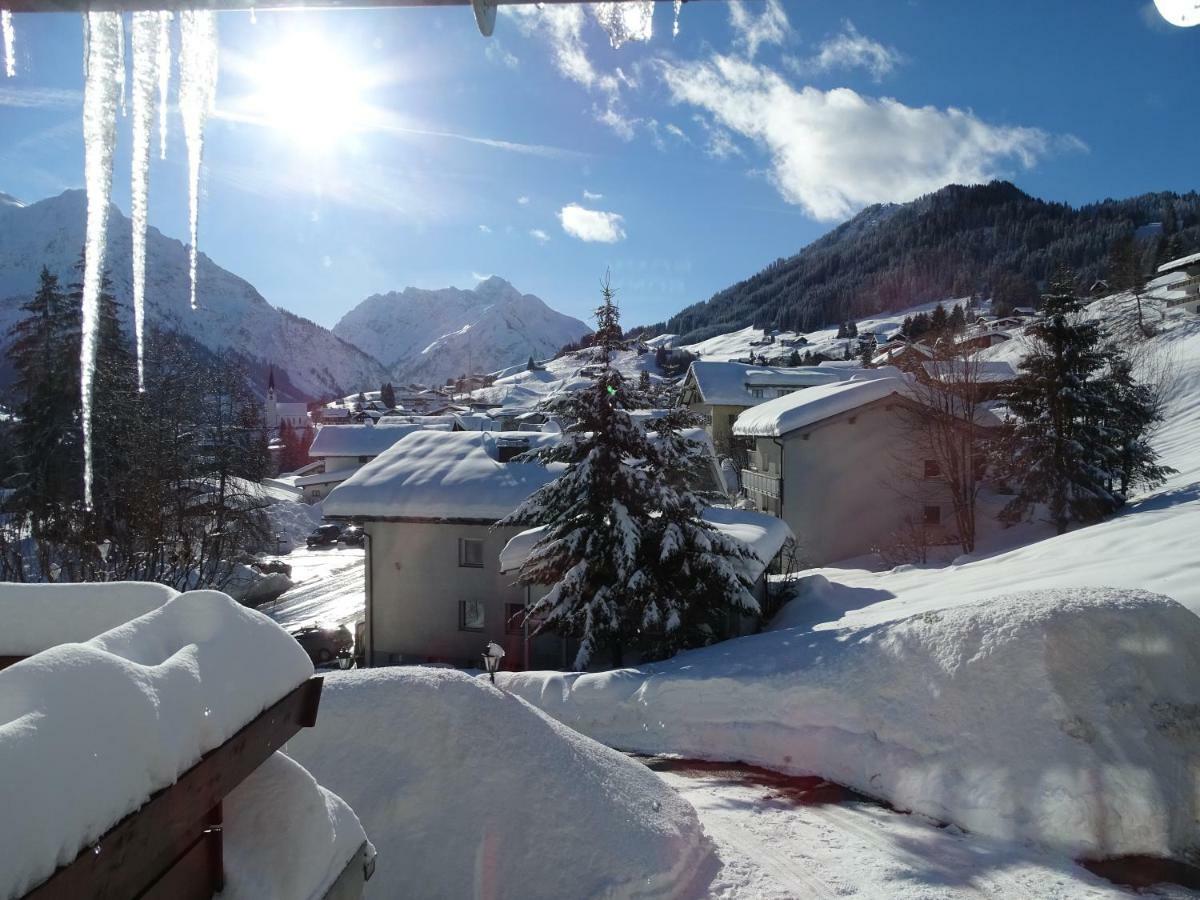 Aparthotel Der Berghof à Hirschegg  Extérieur photo